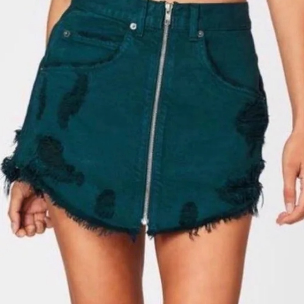 LF Skirt